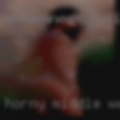 Horny middle women looking